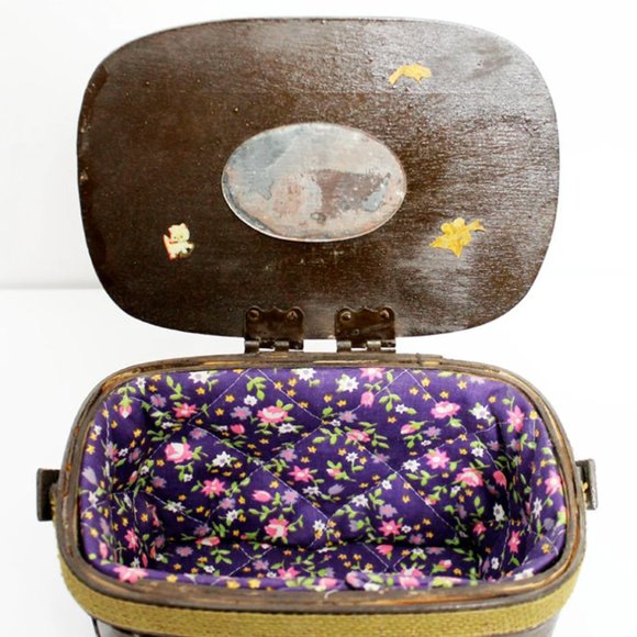 1960s Picnic Decoupage Basket Wooden Box Purse | 60s | Vintage | Bags | Purses - Picture 3 of 5